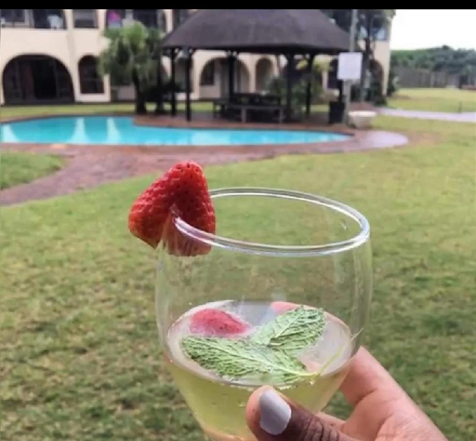 Cabanas Del Mar Amanzimtoti Εξωτερικό φωτογραφία