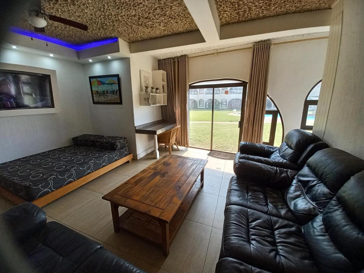 Cabanas Del Mar Amanzimtoti Εξωτερικό φωτογραφία