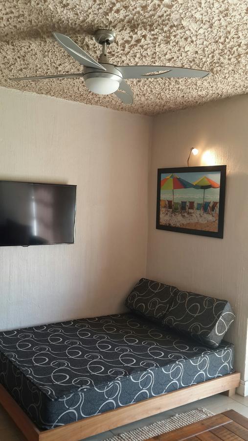 Cabanas Del Mar Amanzimtoti Εξωτερικό φωτογραφία